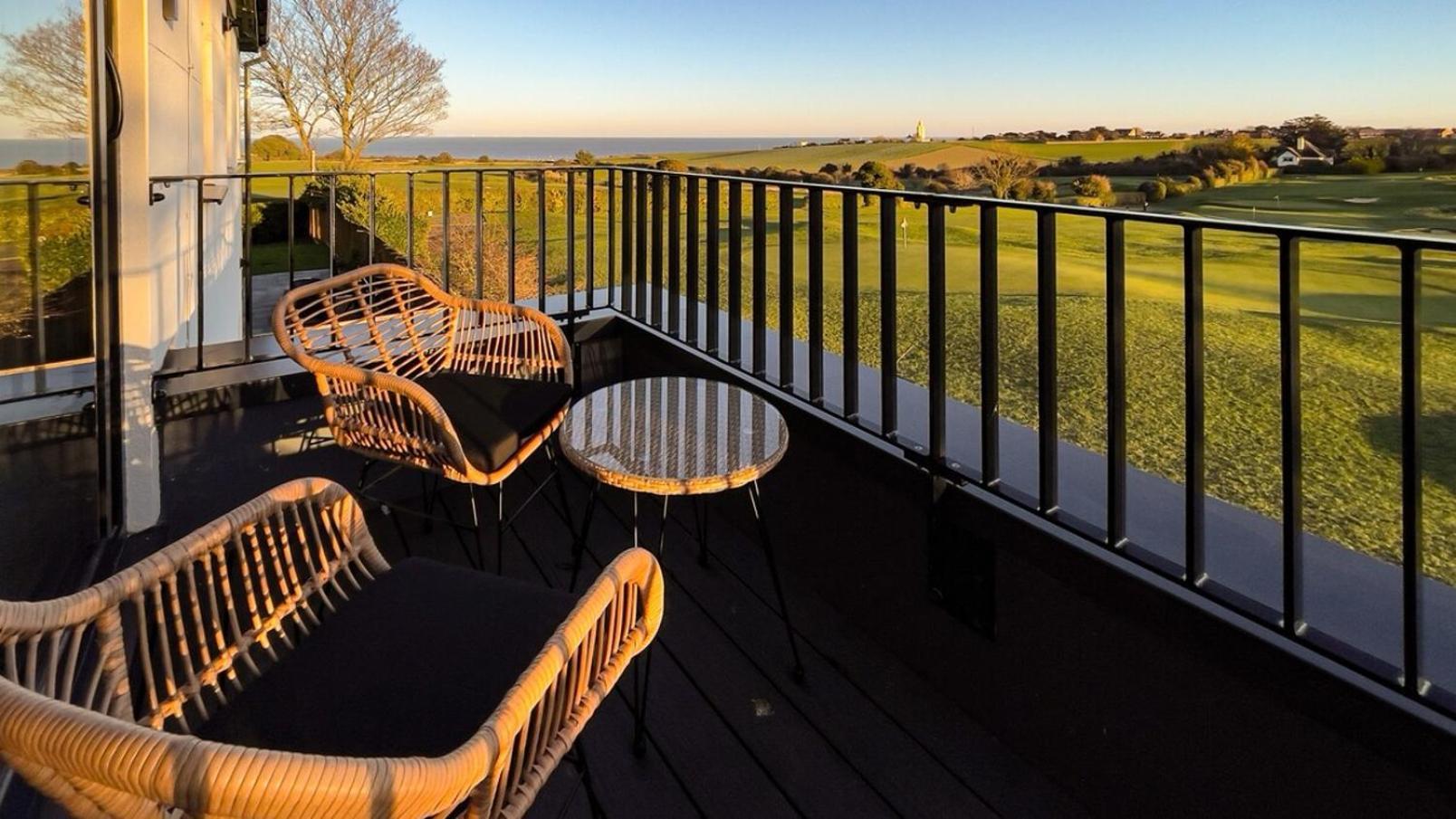 Luxury Ocean & North Foreland Golf View By Adliv 브로드스테어즈 외부 사진